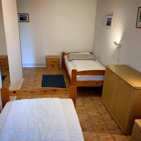 Апартаменты Ferienhaus Sonnenstrasse Остзебад Бинц